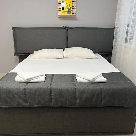 Apartment Tevi Varna