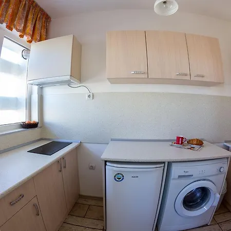 Tevi Apartment *