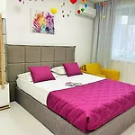 Tevi Apartment Warna