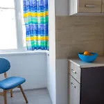 Tevi Apartment Warna